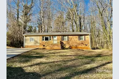 2120 Fallsdale Drive, Gastonia, NC 28052 - Photo 3