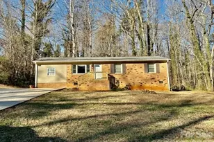 2120 Fallsdale Dr, Gastonia, NC 28052 - Photo 3