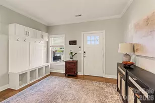 148 N Smallwood Pl, Charlotte, NC 28216 - Photo 3