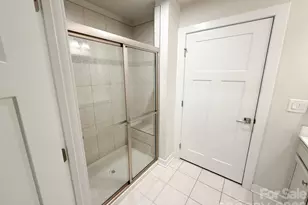 6016 Bellastead Dr, Charlotte, NC 28214 - Photo 9