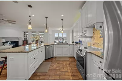 5231 Peninsula Drive, Granite Falls, NC 28630 - Photo 9