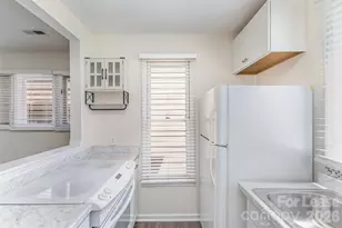 1101 E Morehead St, Charlotte, NC 28204 - Photo 17