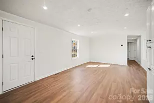 114 Woodberry Dr, Cherryville, NC 28021 - Photo 9