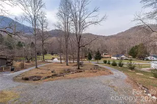 3415 Conleys Creek Rd, Whittier, NC 28789 - Photo 3