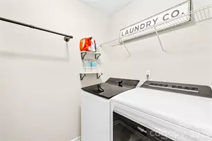 5609 Stonewells Dr, Charlotte, NC 28278 - Photo 19