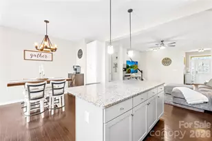 5609 Stonewells Dr, Charlotte, NC 28278 - Photo 13