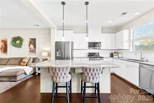 5609 Stonewells Dr, Charlotte, NC 28278 - Photo 11