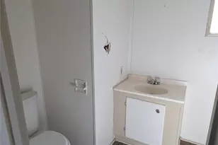 129 Hugo Dr, Gastonia, NC 28056 - Photo 9