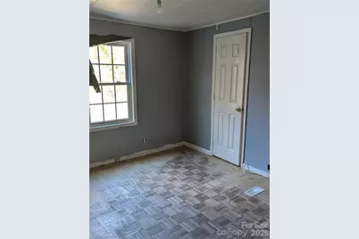 129 Hugo Drive, Gastonia, NC 28056 - Photo 11