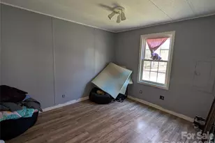 129 Hugo Dr, Gastonia, NC 28056 - Photo 13