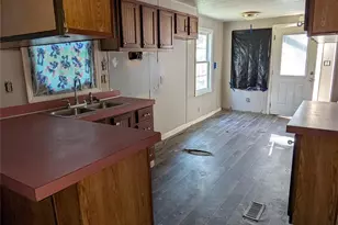 129 Hugo Dr, Gastonia, NC 28056 - Photo 7