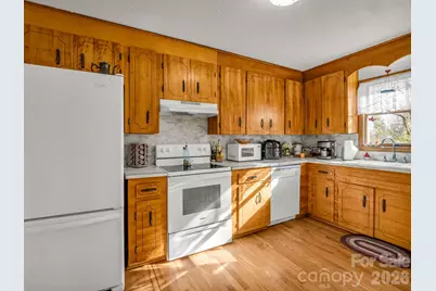 755 Mount Olivet Road, Zirconia, NC 28790 - Photo 11