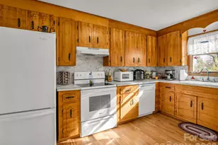 755 Mt Olivet Rd, Zirconia, NC 28790 - Photo 11