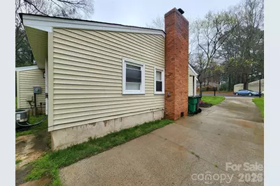 8635 Crows Nest Lane, Charlotte, NC 28226 - Photo 27