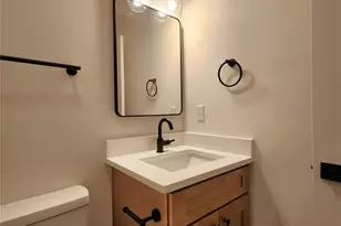 8635 Crows Nest Ln, Charlotte, NC 28226 - Photo 19