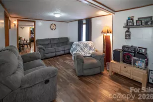 203 Cohen St, Morganton, NC 28655 - Photo 5