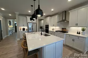 5104 Verona Rd, Charlotte, NC 28213 - Photo 5