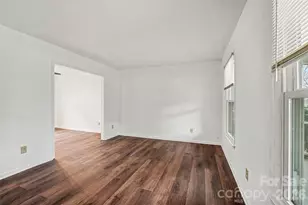 5609 Beaconsfield Rd, Charlotte, NC 28214 - Photo 7