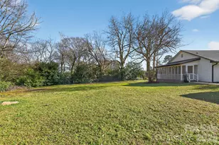 7642 Dallas Cherryville Hwy, Cherryville, NC 28021 - Photo 17