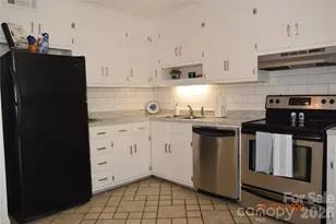 1300 Larchmont Pl, Salisbury, NC 28144 - Photo 7