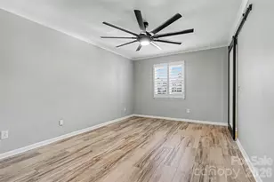 6041 Heath Valley Rd, Charlotte, NC 28210 - Photo 13