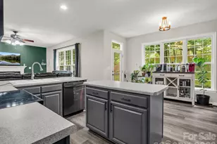 187 Riverbirch Dr, Fletcher, NC 28732 - Photo 15