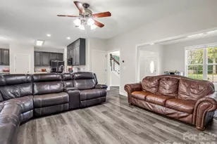 187 Riverbirch Dr, Fletcher, NC 28732 - Photo 11