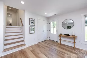 301 Dollar Cir, Charlotte, NC 28270 - Photo 5