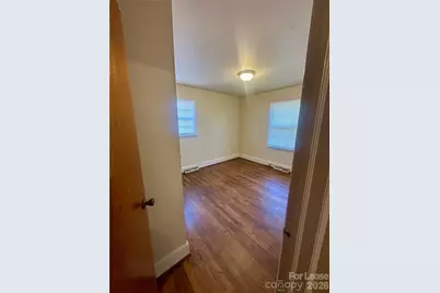 4520 Holbrook Drive, Charlotte, NC 28205 - Photo 23