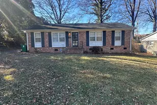 4520 Holbrook Dr, Charlotte, NC 28205 - Photo 3