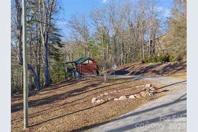 623 Overlook Drive, Spruce Pine, NC 28777 - Photo 19