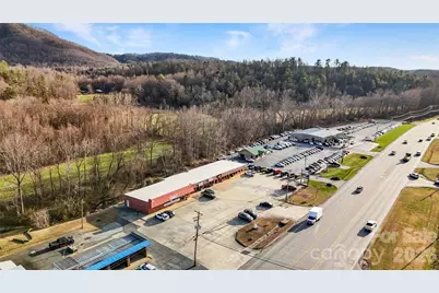 912 Wilkesboro Boulevard, Lenoir, NC 28645 - Photo 5