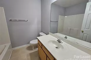 10035 University Park Ln, Charlotte, NC 28213 - Photo 23