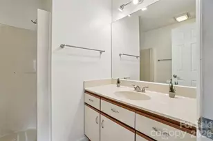 602 Abbey Cir, Asheville, NC 28805 - Photo 17