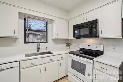 602 Abbey Circle, Asheville, NC 28805 - Photo 7