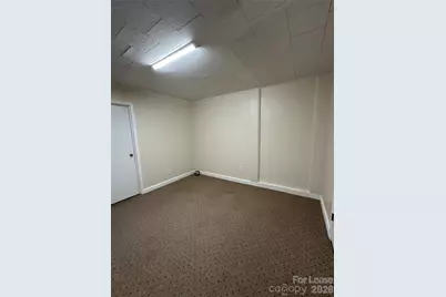 111 E Charlotte Avenue #E, Mount Holly, NC 28120 - Photo 3