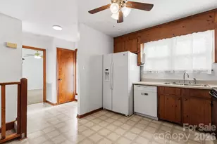 27077 Catamaran Dr, Tega Cay, SC 29708 - Photo 9