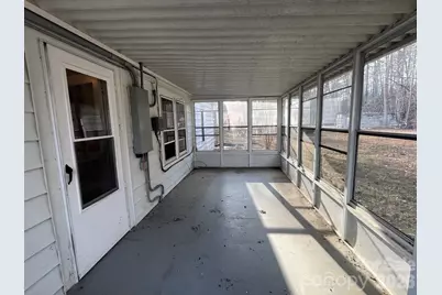 5167 US 221 Highway N, Marion, NC 28752 - Photo 7