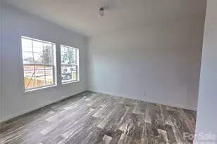 1009 E Airline St, Gastonia, NC 28054 - Photo 7