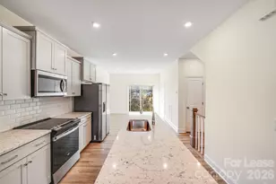 334 Simeon Dr, Charlotte, NC 28208 - Photo 11