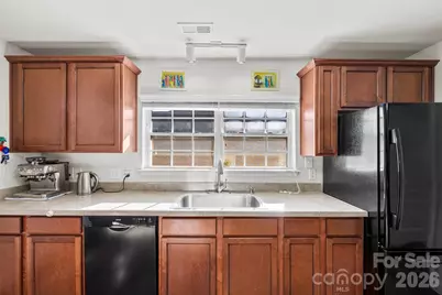 2449 Kinmere Drive, Gastonia, NC 28056 - Photo 9