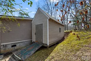 18 Henry White Ln, Leicester, NC 28748 - Photo 33