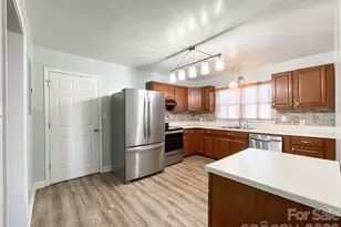 1116 Montgomery Ave, Albemarle, NC 28001 - Photo 9