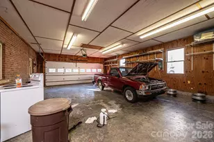 100 Carswell St, Valdese, NC 28690 - Photo 25