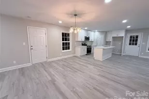 124 Peace Ln, Mooresville, NC 28115 - Photo 5