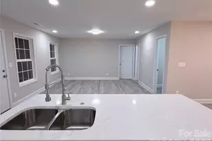 124 Peace Ln, Mooresville, NC 28115 - Photo 17