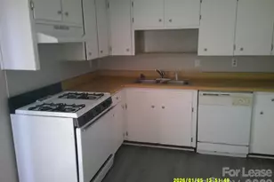 263 16th Ave NE, Hickory, NC 28601 - Photo 3