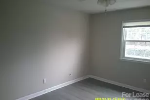 263 16th Ave NE, Hickory, NC 28601 - Photo 7