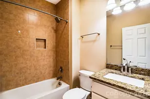 12 Crestwood Ln, Candler, NC 28715 - Photo 17