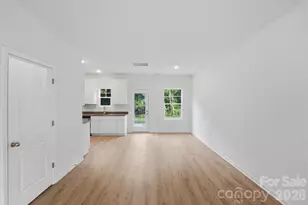 1120 7th St, Statesville, NC 28677 - Photo 9